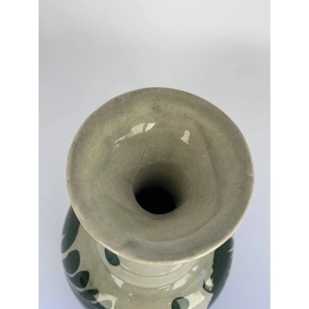 Pottery Vase Made in Mexico‎ Signed 